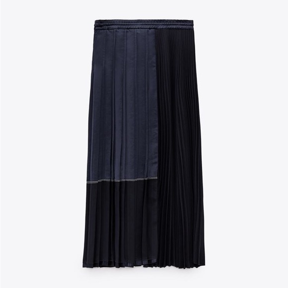 VGUC Zara limited edition pleated skirt - Picture 5 of 5